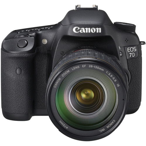 Canon EOS 7D, 18 MegaPixel Digital SLR Camera w/ Canon 18-135 IS Lens