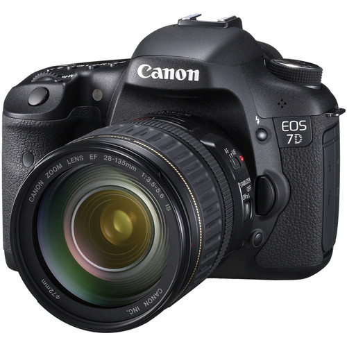 Canon EOS 7D DSLR Camera with 28-135mm Kit